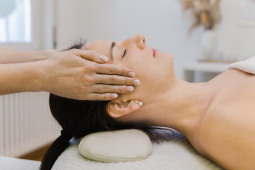 Wimpernverlängerung in Thun - Massage Thun